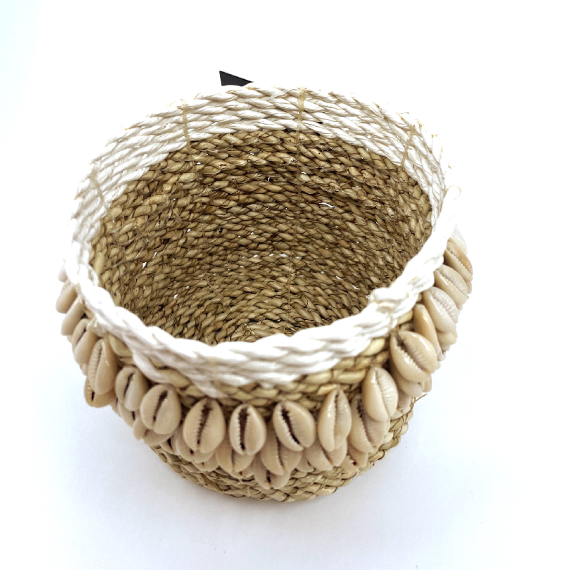 Panier Weaved Cowrie - Bazar Bizar – Image 2